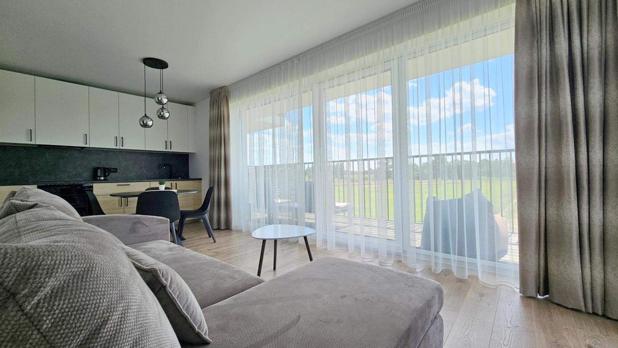 - Sventosios Pajurio Namai Apartment *